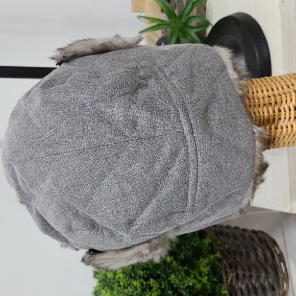 Fur Flap Hat - Picture 5 of 7